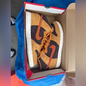 Nike Men's Black and Orange High-Top Sneakers Size 15